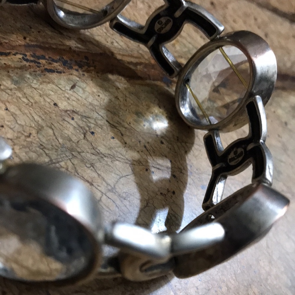 Graziano  Big Crystals Silver Stretch Bracelet - Picture 8 of 11